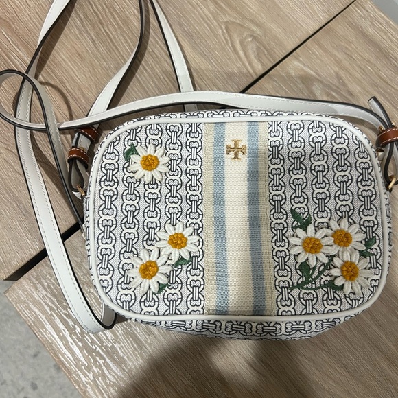 Tory Burch Blue and White Geometric Crossbody Bag - Picture 1 of 3